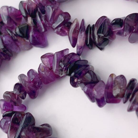 VTG Y2K Amethyst Chip Necklace 36" Natural Purple Gemstone Boho Strand Jewelry - Picture 15 of 16